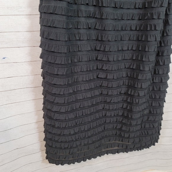 VINTAGE JOSEPH RIBKOFF RUFFLE TIERED LITTLE BLACK DRESS, W FRONT SATIN BOW, SZ 8 - Picture 5 of 14